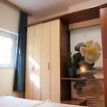 Markov 扎达尔
