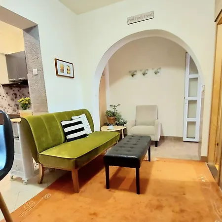 Apartment Markov